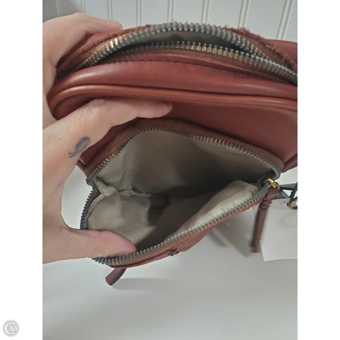 Crossbody Leather By Cmc, Size: Small