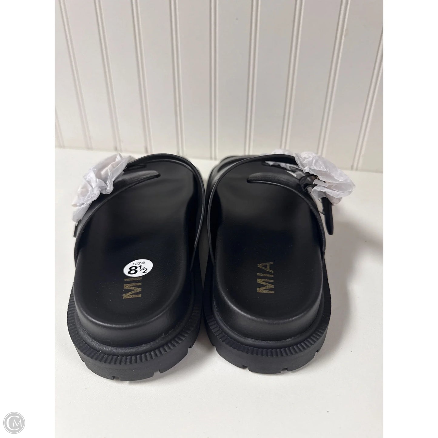 Sandals Flats By Mia In Black, Size: 8.5