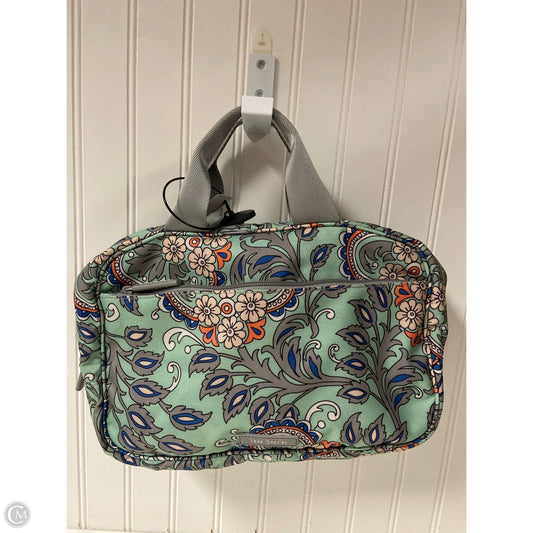 Makeup Bag By Vera Bradley, Size: Medium