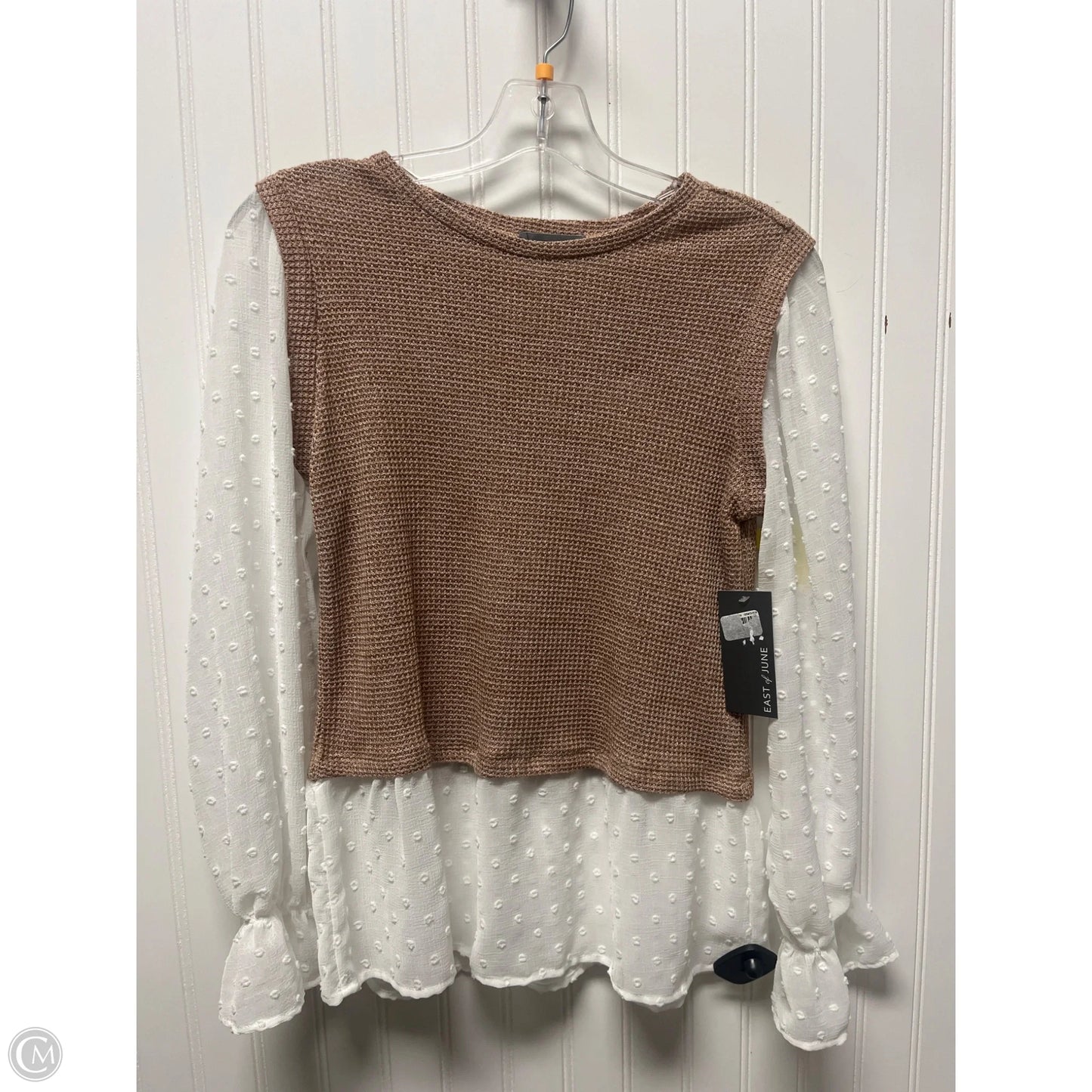 Top Long Sleeve By Clothes Mentor In Tan & White, Size: S