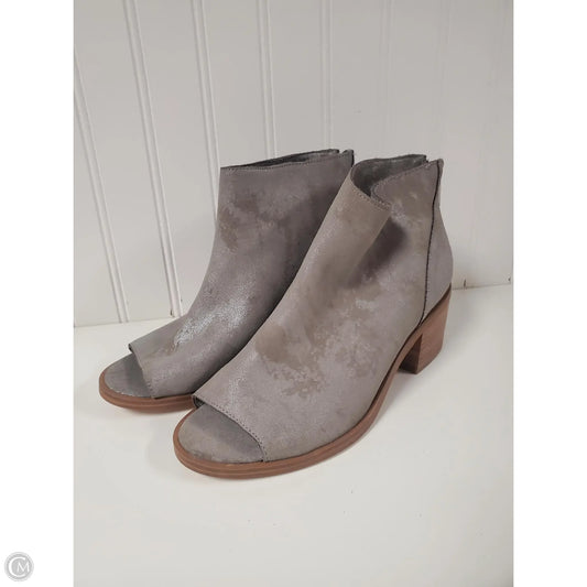 Shoes Heels Block By Sole Society In Grey, Size: 7