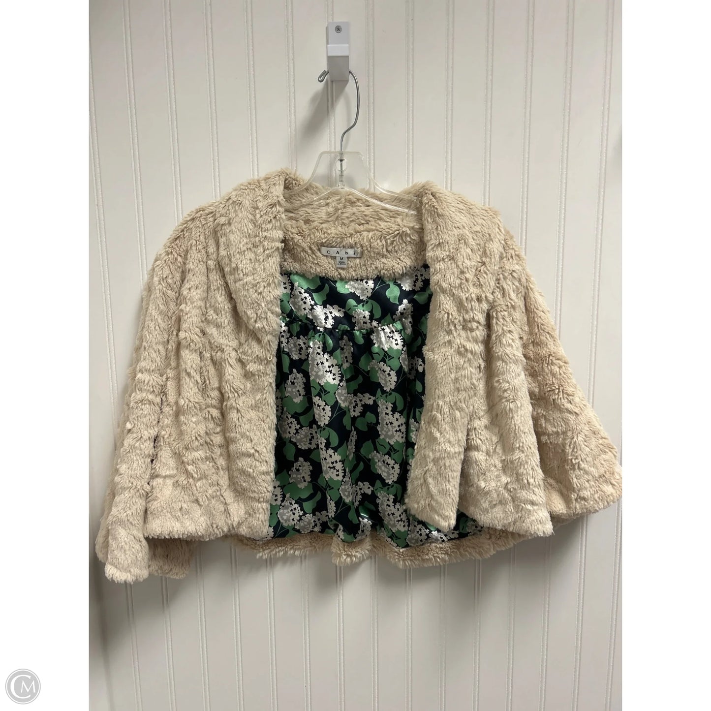 Jacket Faux Fur & Sherpa By Cabi In Beige, Size: M