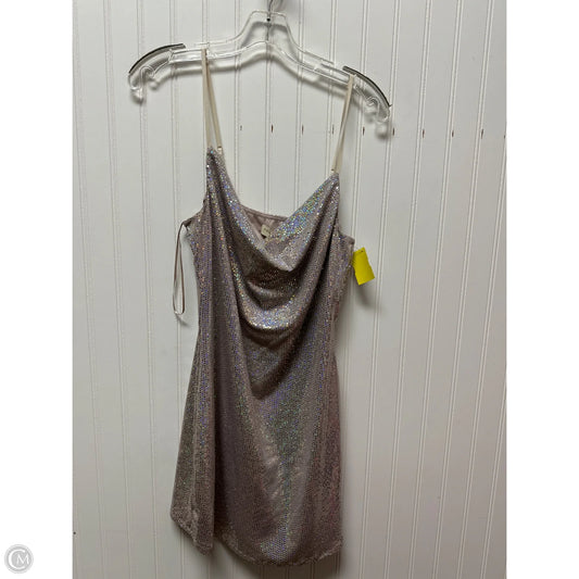Dress Party Short By Clothes Mentor In Silver, Size: M