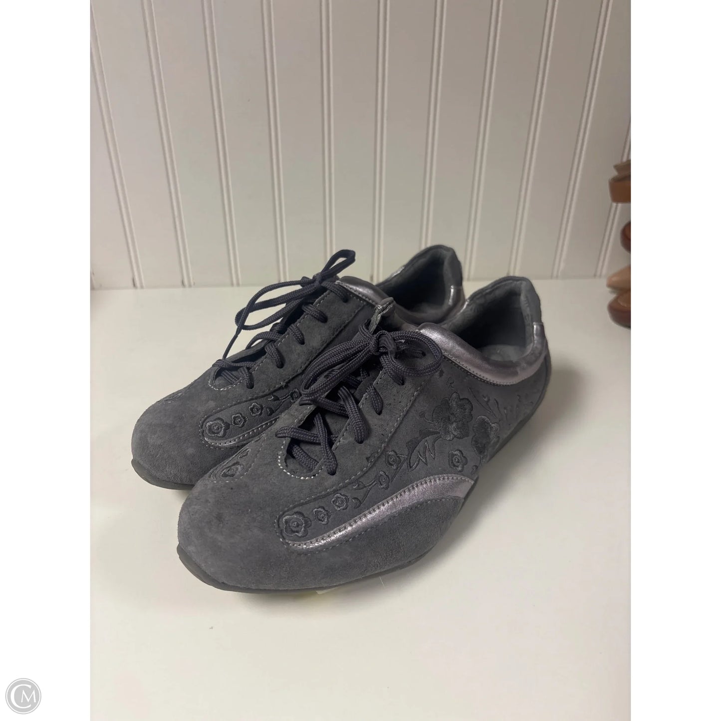 Shoes Sneakers By Hush Puppies In Grey, Size: 9