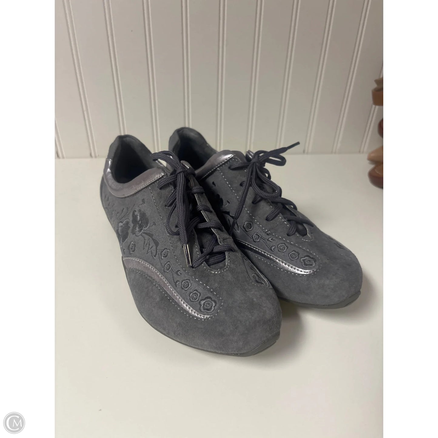 Shoes Sneakers By Hush Puppies In Grey, Size: 9