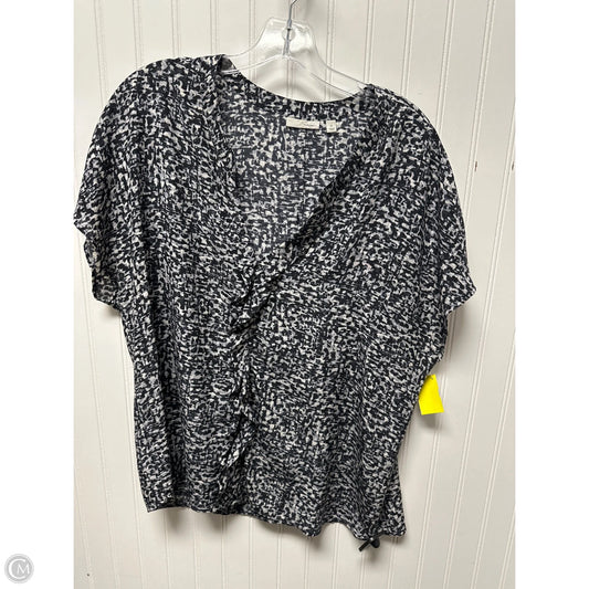 Top Short Sleeve By Halogen In Grey, Size: Xl
