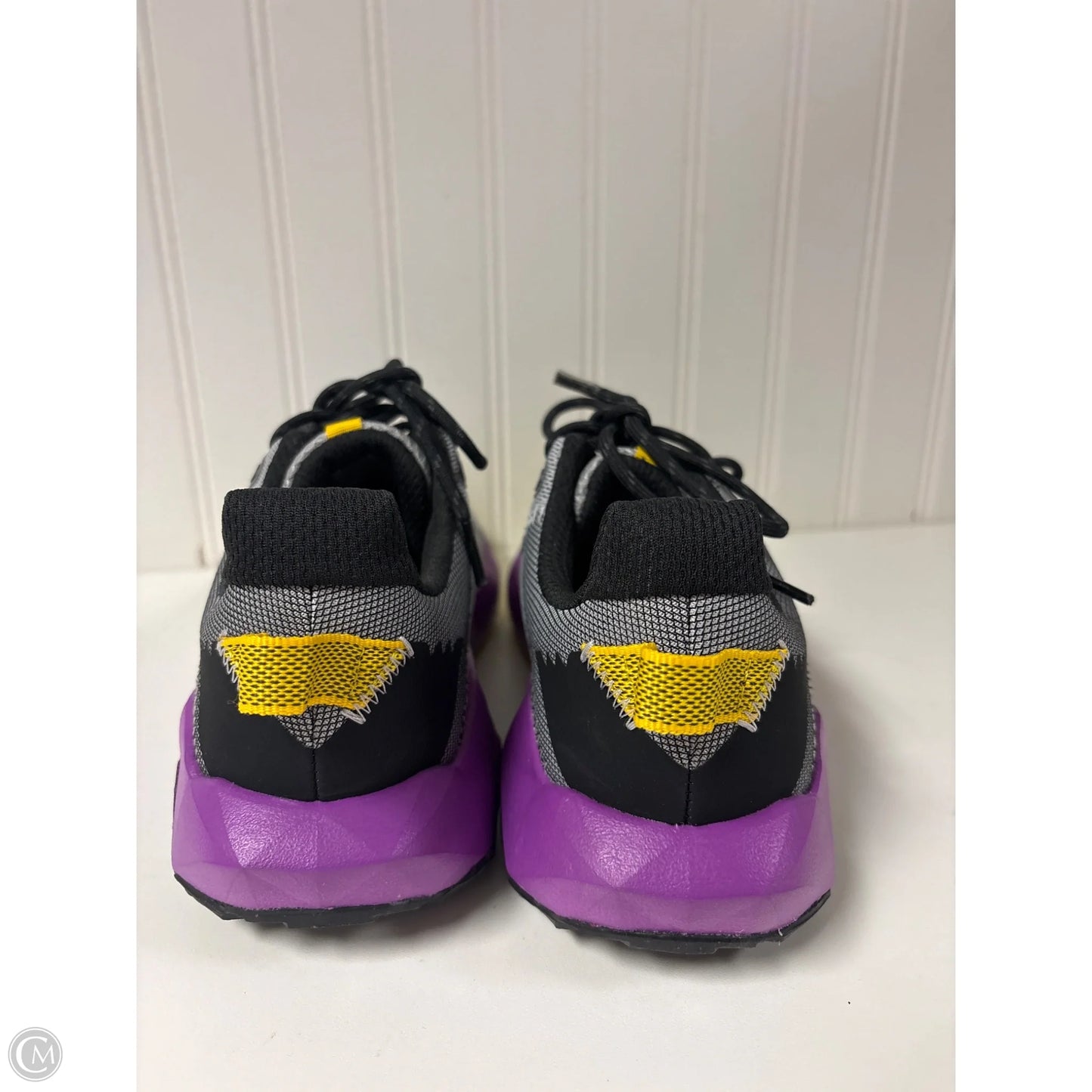 Shoes Athletic By New Balance In Grey, Size: 8.5
