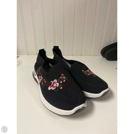 Shoes Flats By Clothes Mentor In Black, Size: 8.5