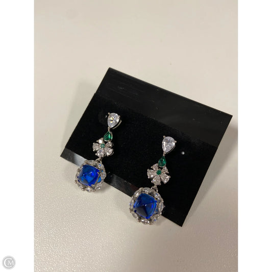 Earrings Dangle/drop By Clothes Mentor