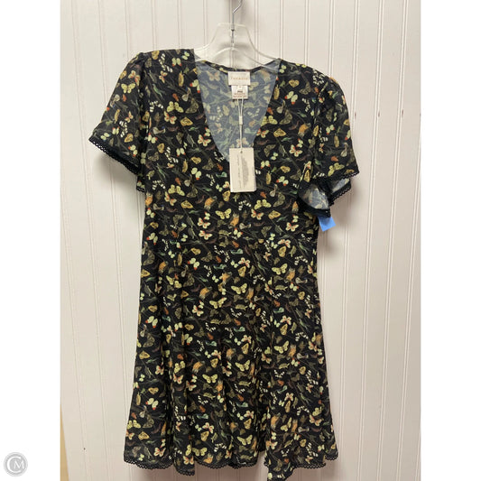 Dress Casual Short By Cmb In Black & Green, Size: M