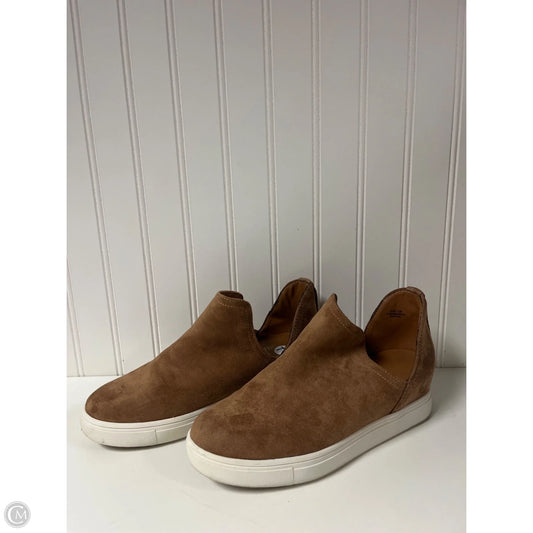 Shoes Sneakers By Cushionaire In Brown, Size: 7.5