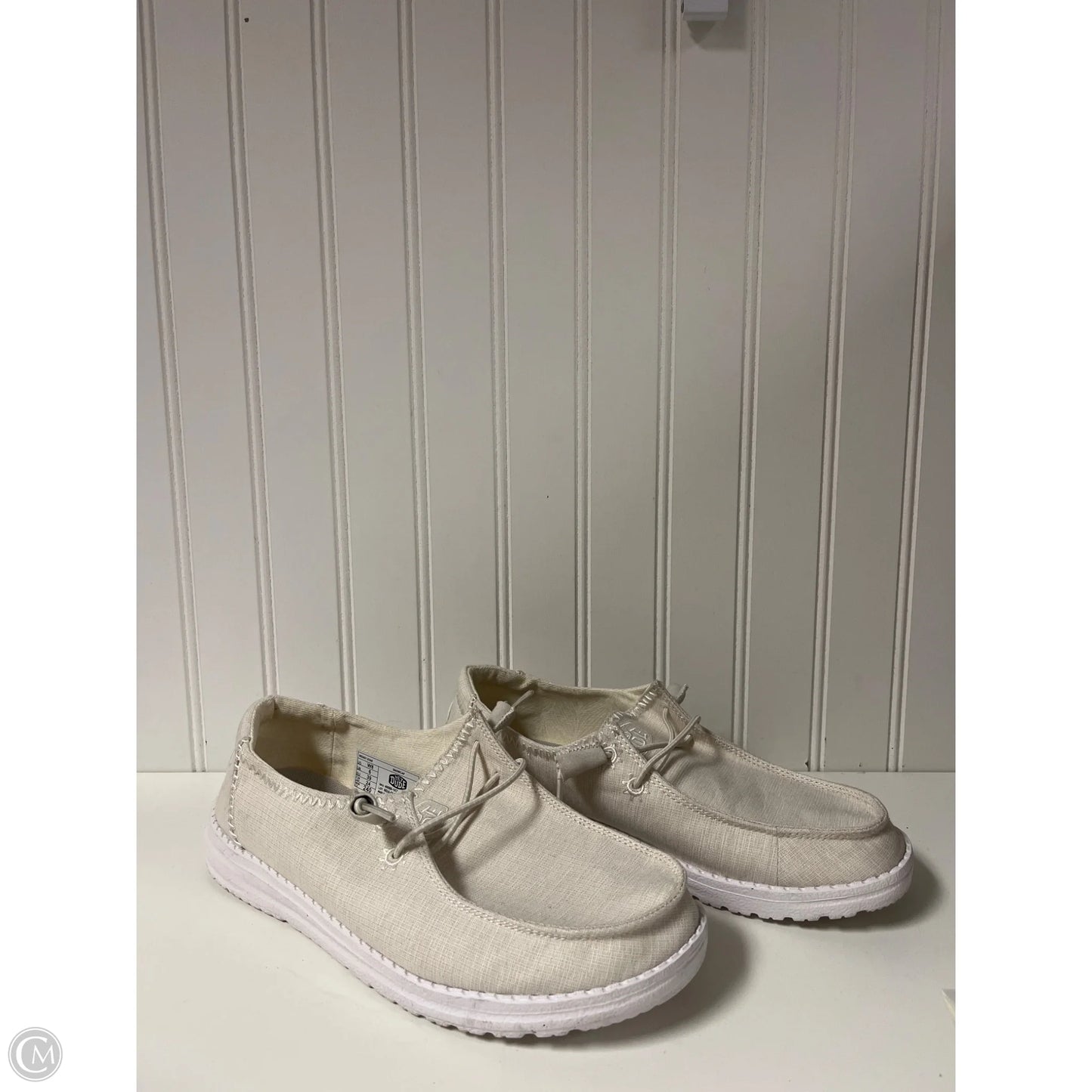 Shoes Flats By Hey Dude In Beige, Size: 8