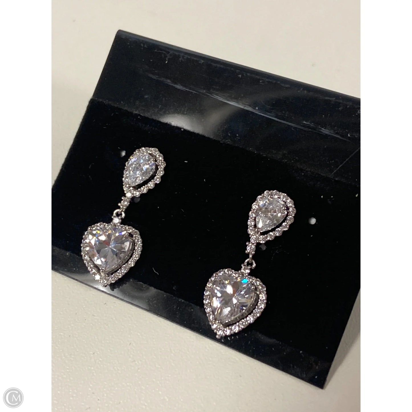 Earrings Dangle/drop By Clothes Mentor, Size: 1