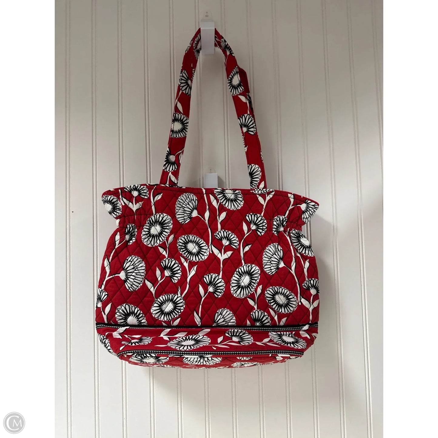 Handbag By Vera Bradley, Size: Large