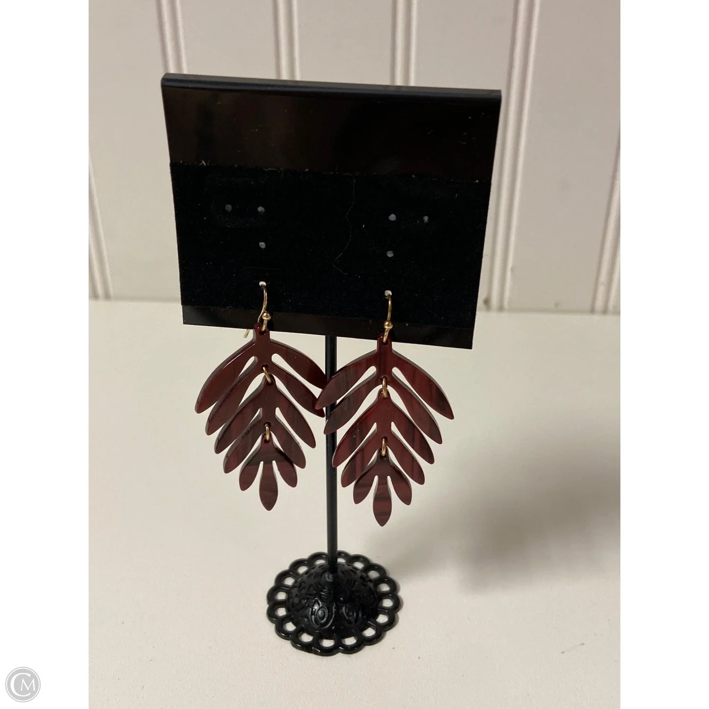 Earrings Dangle/drop By Clothes Mentor, Size: 1