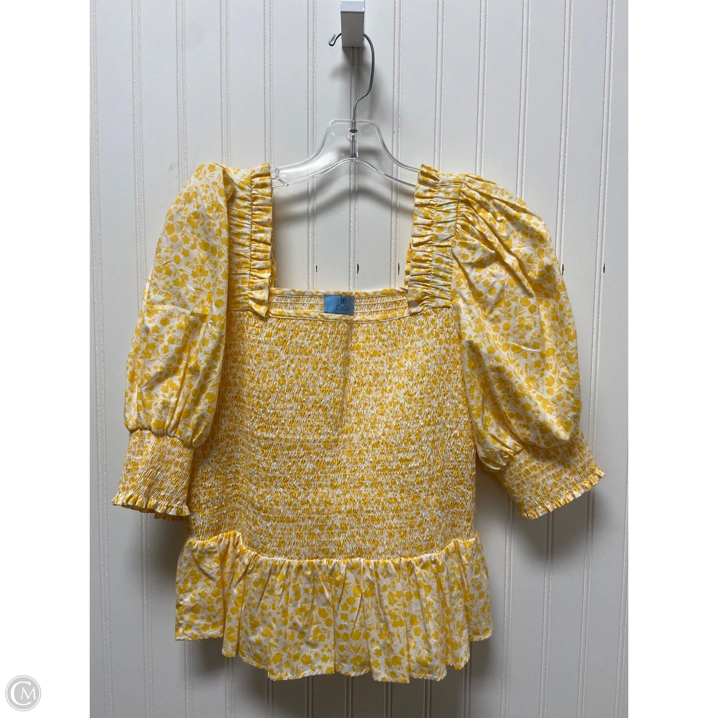 Top Short Sleeve By Cece In Yellow, Size: L