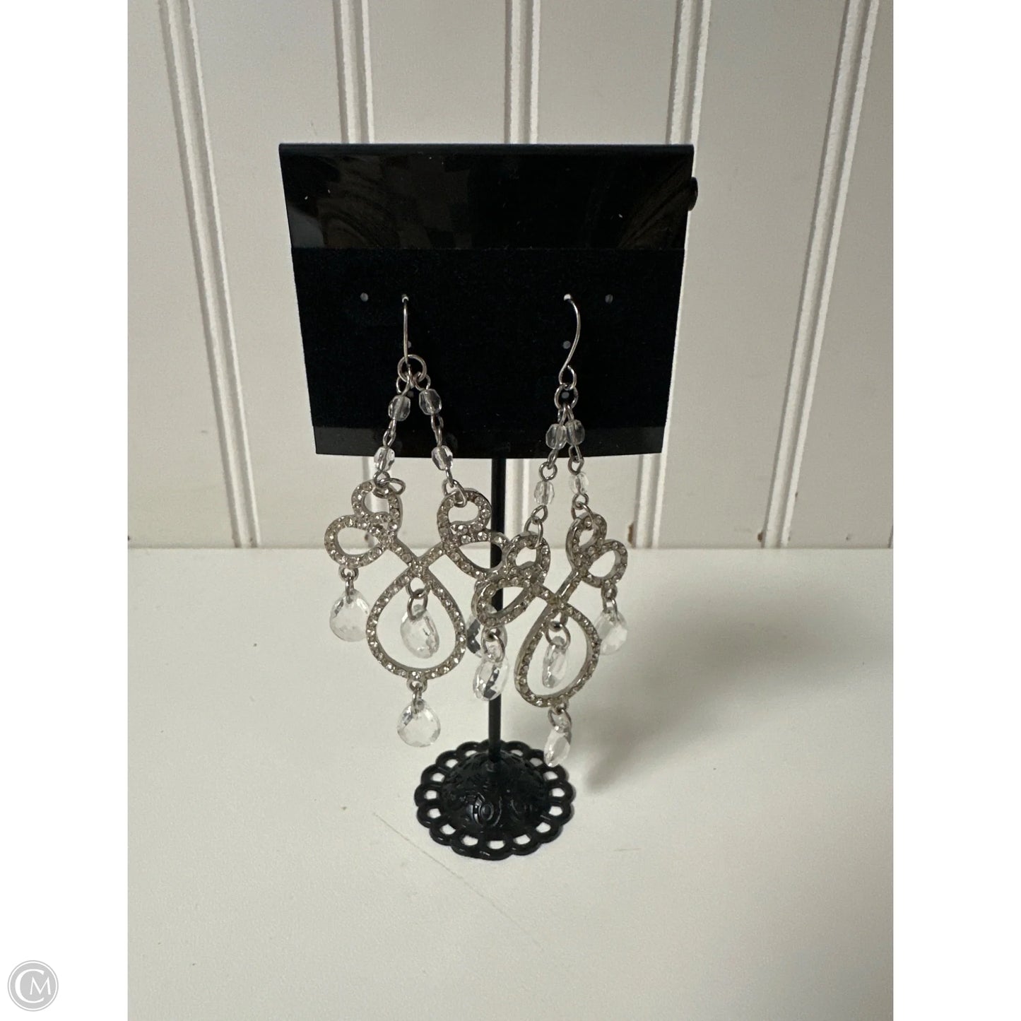 Earrings Statement By Clothes Mentor, Size: 1