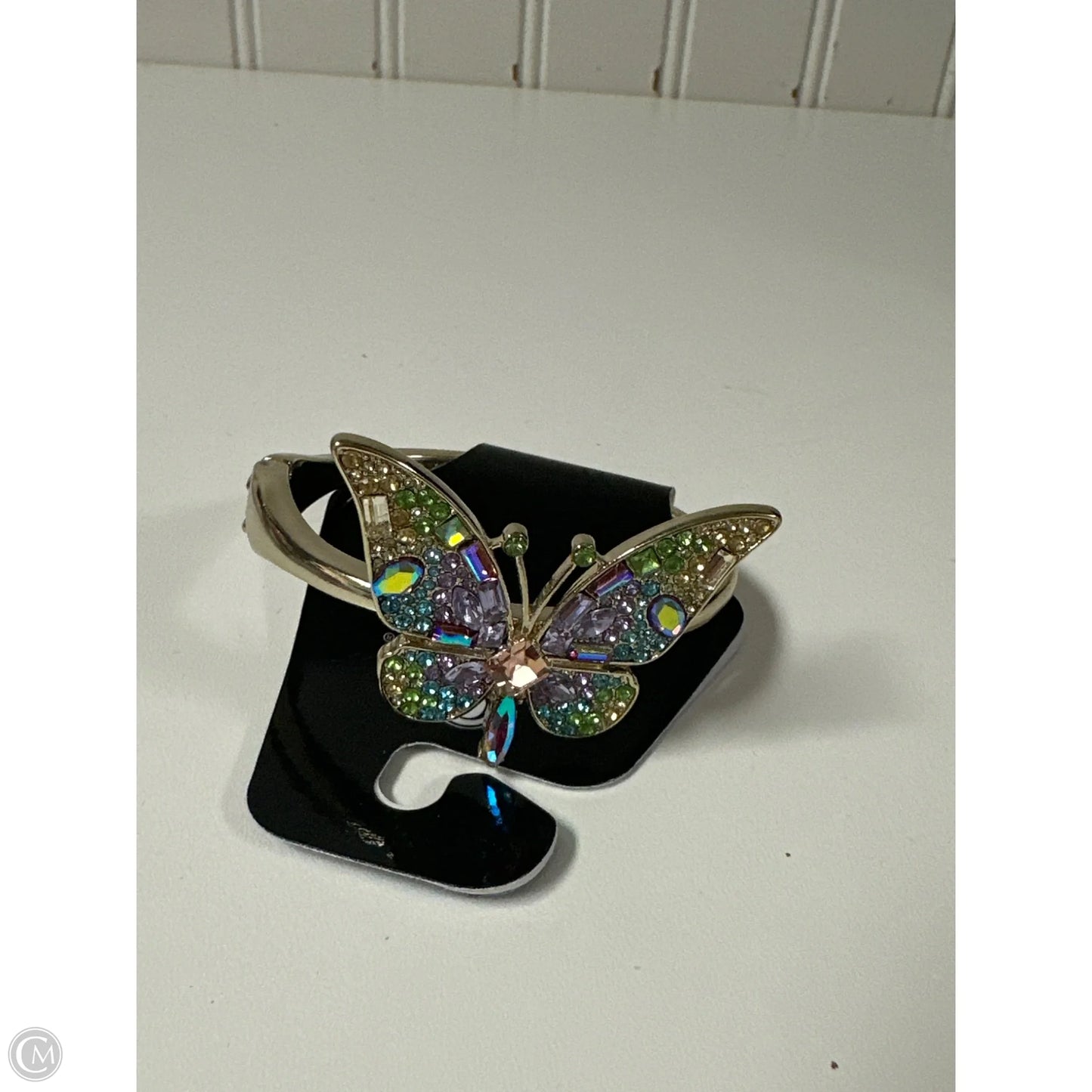 Bracelet Cuff By Betsey Johnson, Size: 1