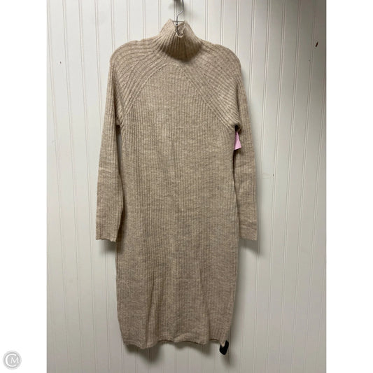 Dress Sweater By Clothes Mentor In Beige, Size: S