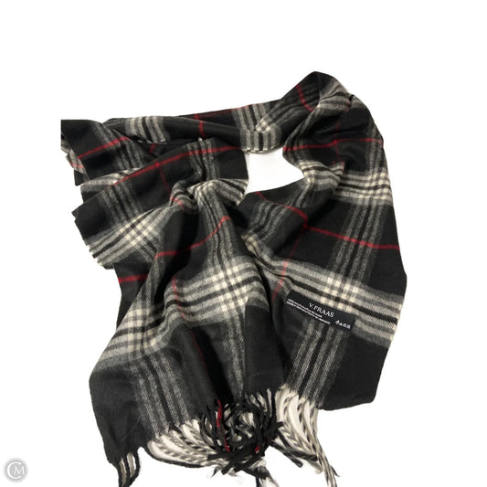 Scarf Winter By Clothes Mentor In Black