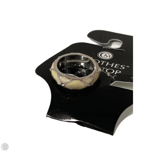 Ring Band By Clothes Mentor, Size: 8