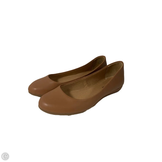 Shoes Flats By Clothes Mentor In Tan, Size: 8