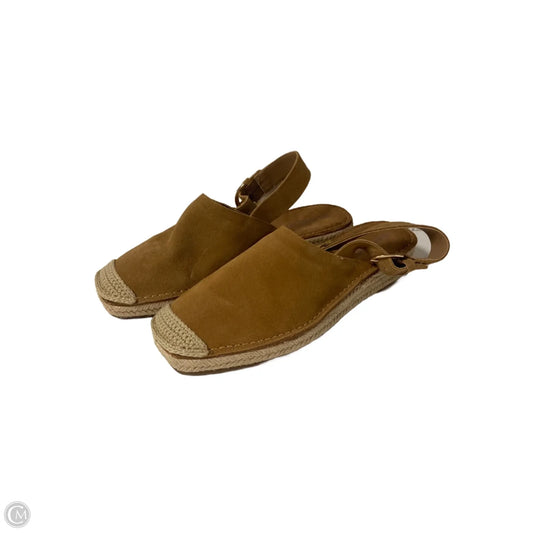 Shoes Flats By Blondo In Tan, Size: 8