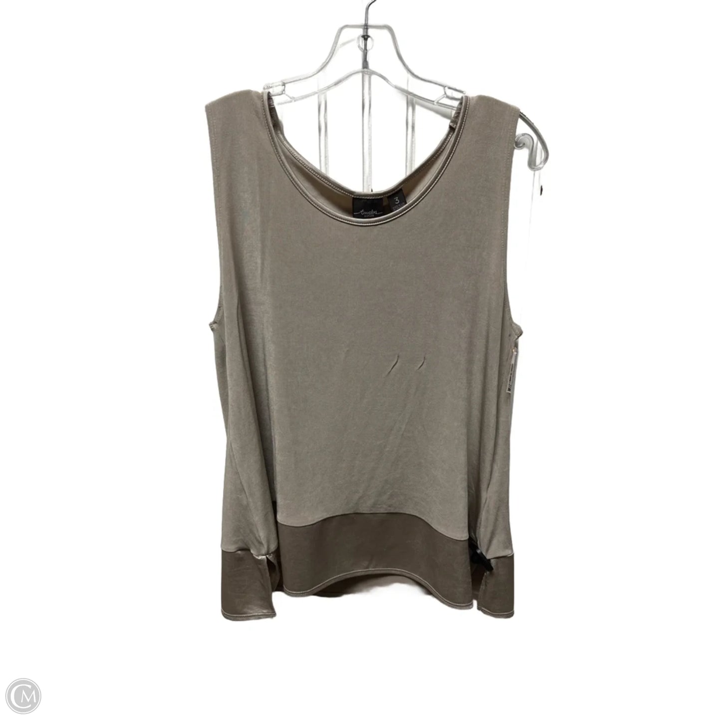 Top Sleeveless Basic By Chicos In Taupe, Size: Xl