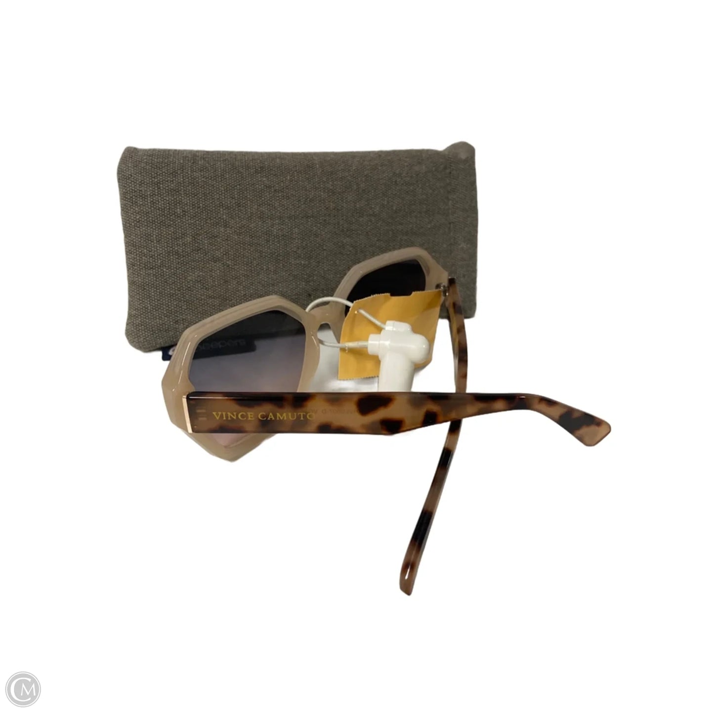 Sunglasses By Vince Camuto, Size: Medium