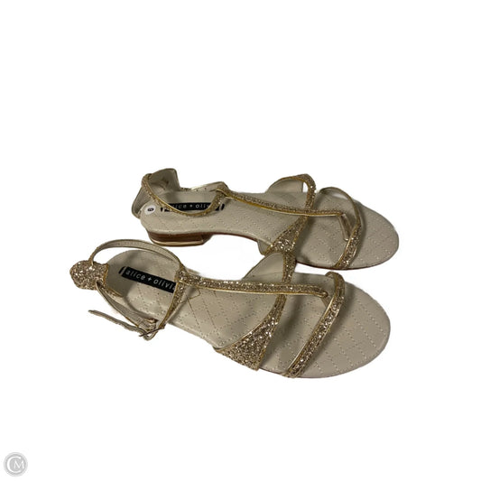 Sandals Designer By Alice + Olivia In Gold, Size: 9