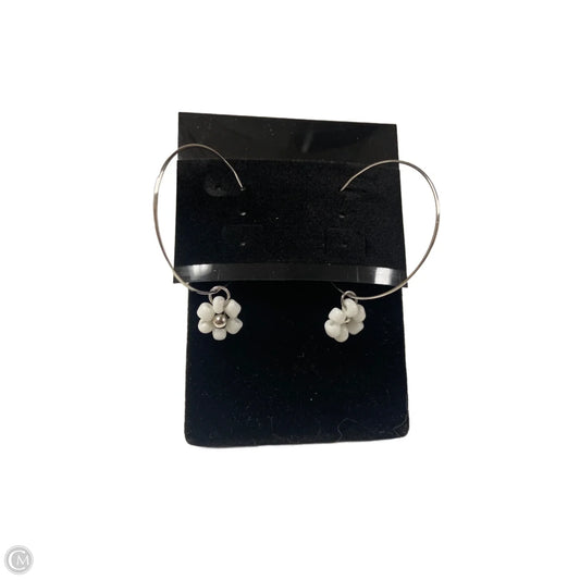 Earrings Hoop By Clothes Mentor, Size: 1