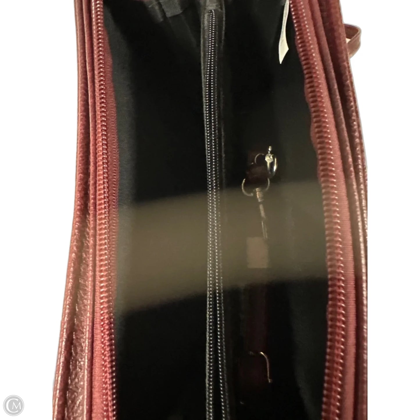 Wristlet By Clothes Mentor, Size: Medium