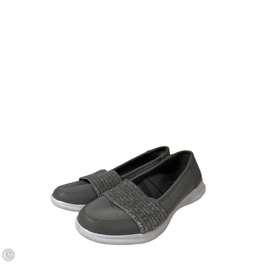 Shoes Flats By Clothes Mentor In Grey, Size: 8