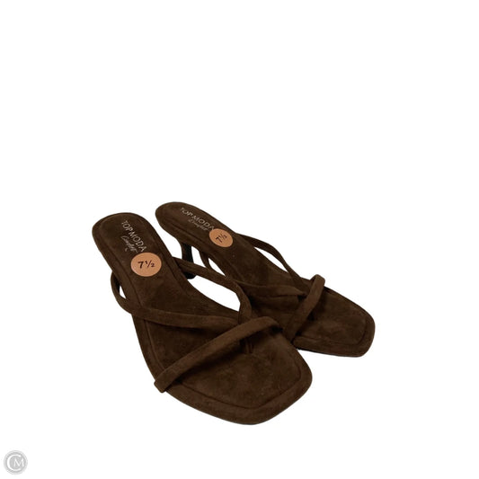 Sandals Heels Kitten By Top Moda In Brown, Size: 7.5