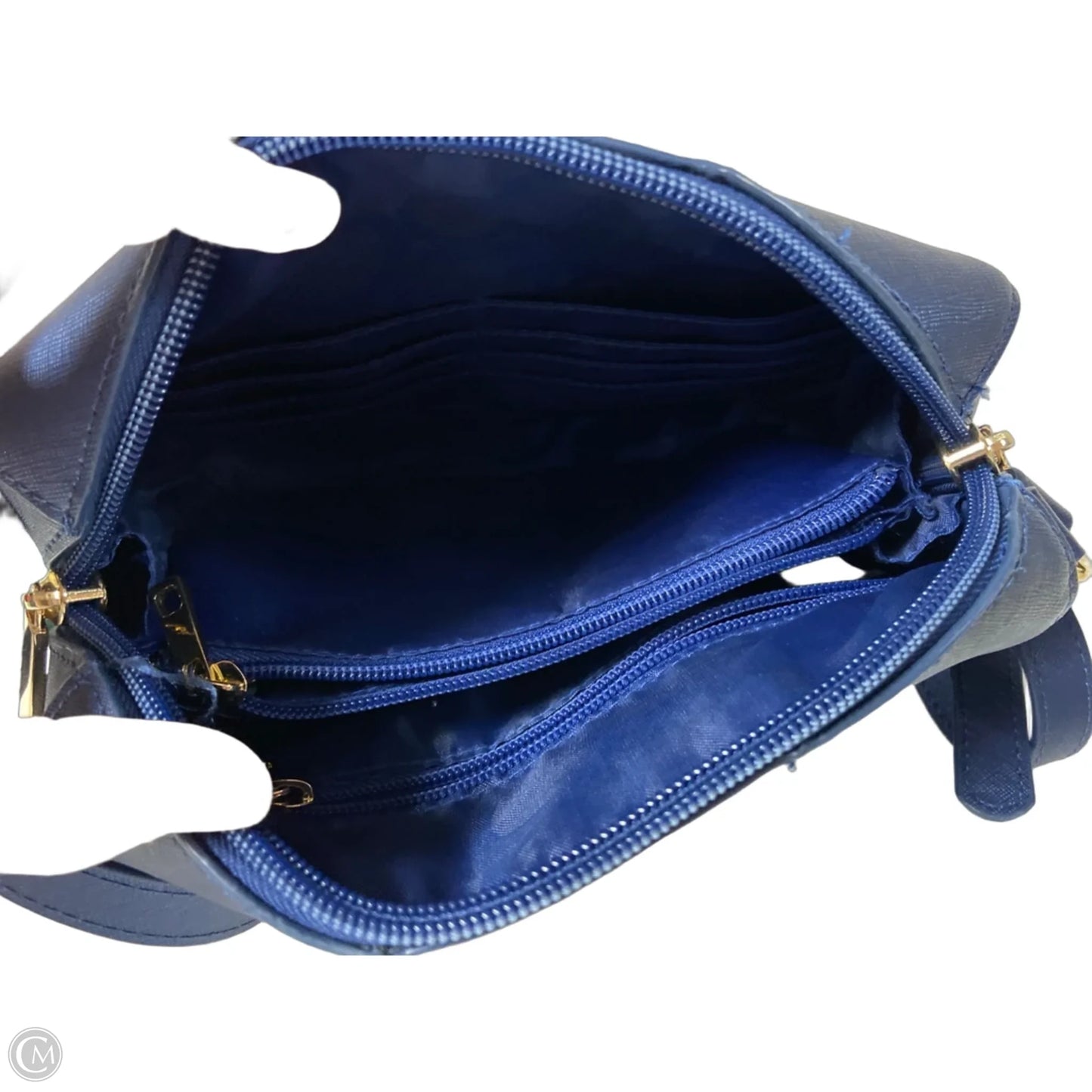 Crossbody By Clothes Mentor, Size: Medium