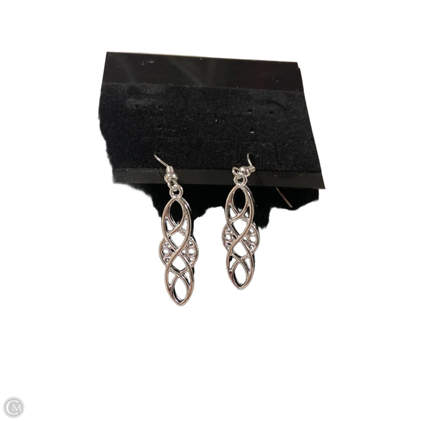 Earrings Dangle/drop By Clothes Mentor, Size: 1