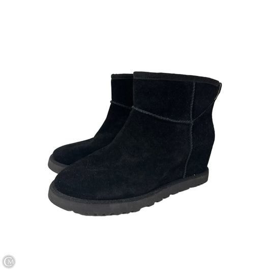 Boots Designer By Ugg In Black, Size: 10