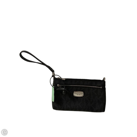 Wristlet Designer By Michael Kors, Size: Medium