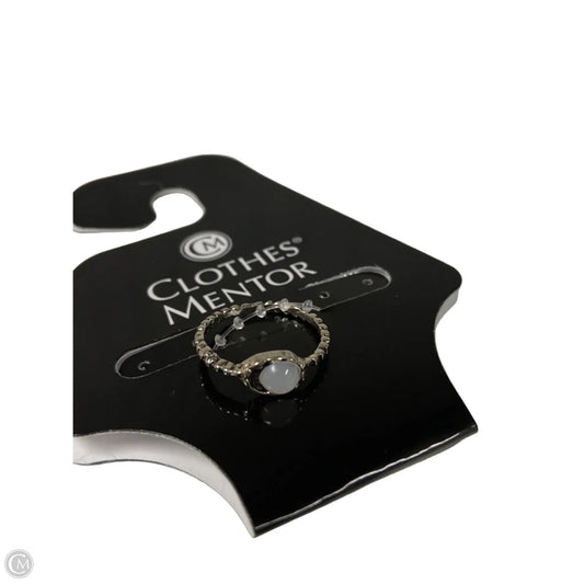 Ring Band By Clothes Mentor, Size: 5