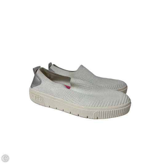 Shoes Flats By Ryka In White, Size: 9.5