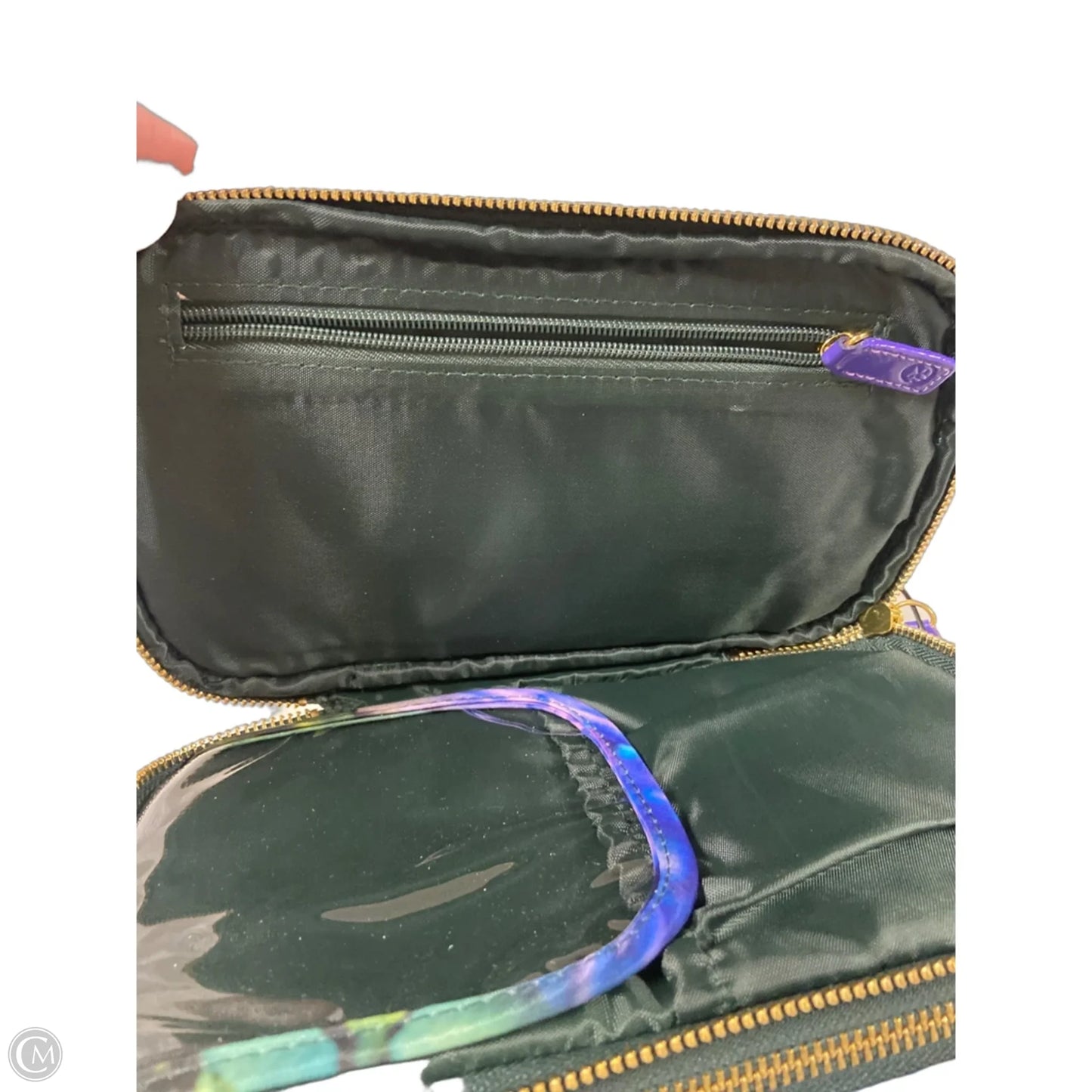 Makeup Bag By Clothes Mentor, Size: Medium