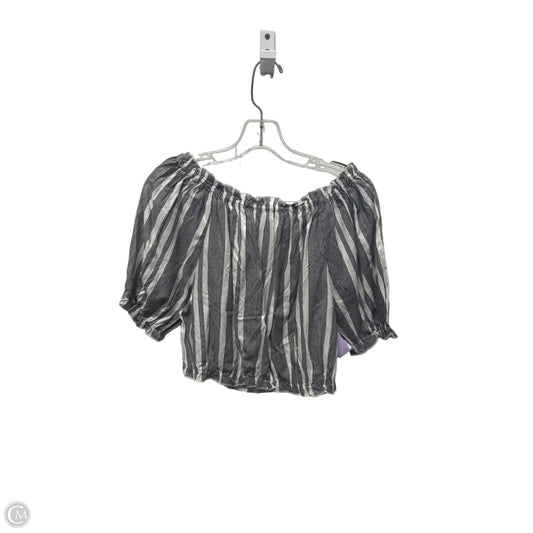 Top Short Sleeve By Clothes Mentor In Striped Pattern, Size: Lp