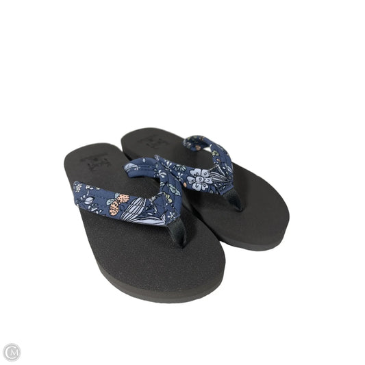 Sandals Flip Flops By Clothes Mentor In Blue, Size: 5