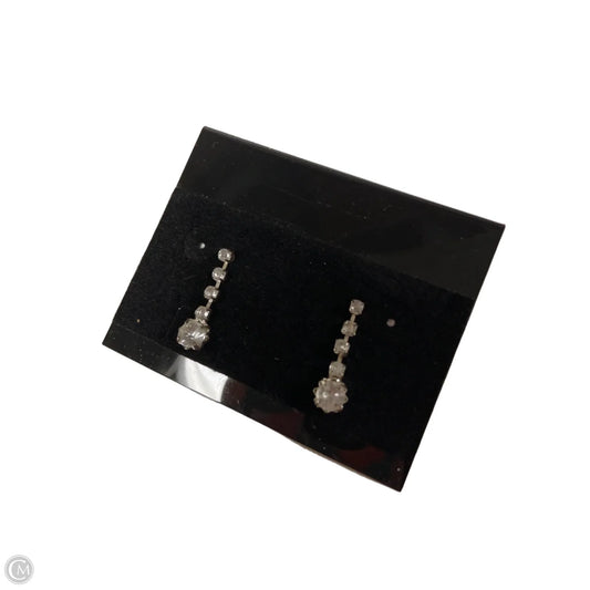 Earrings Dangle/drop By Clothes Mentor, Size: 1