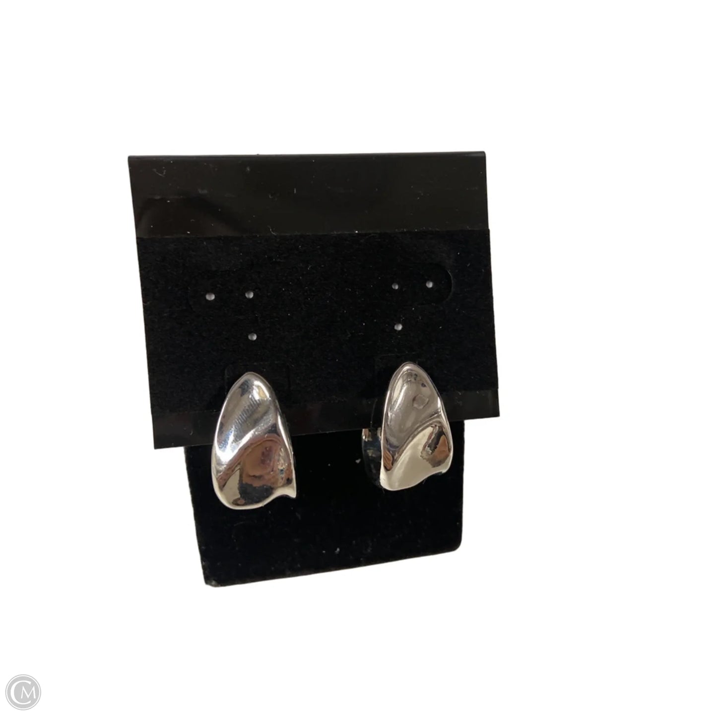 Earrings Hoop By Clothes Mentor, Size: 1