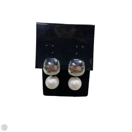 Earrings Stud By Clothes Mentor, Size: 1