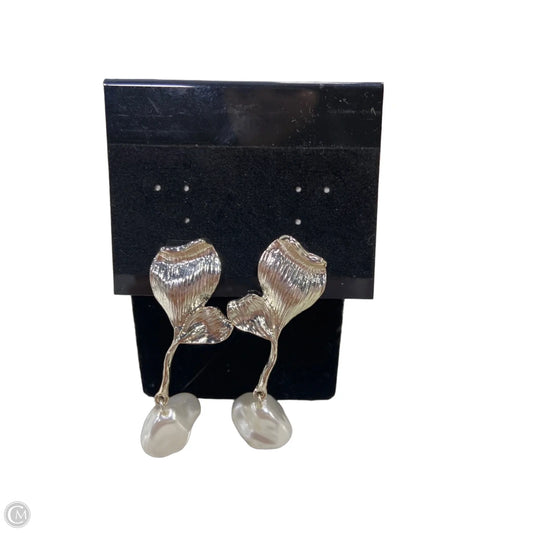 Earrings Dangle/drop By Clothes Mentor, Size: 1