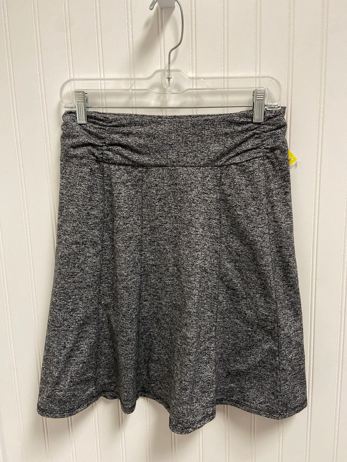 Skirt Midi By Athleta In Black & White, Size: 4