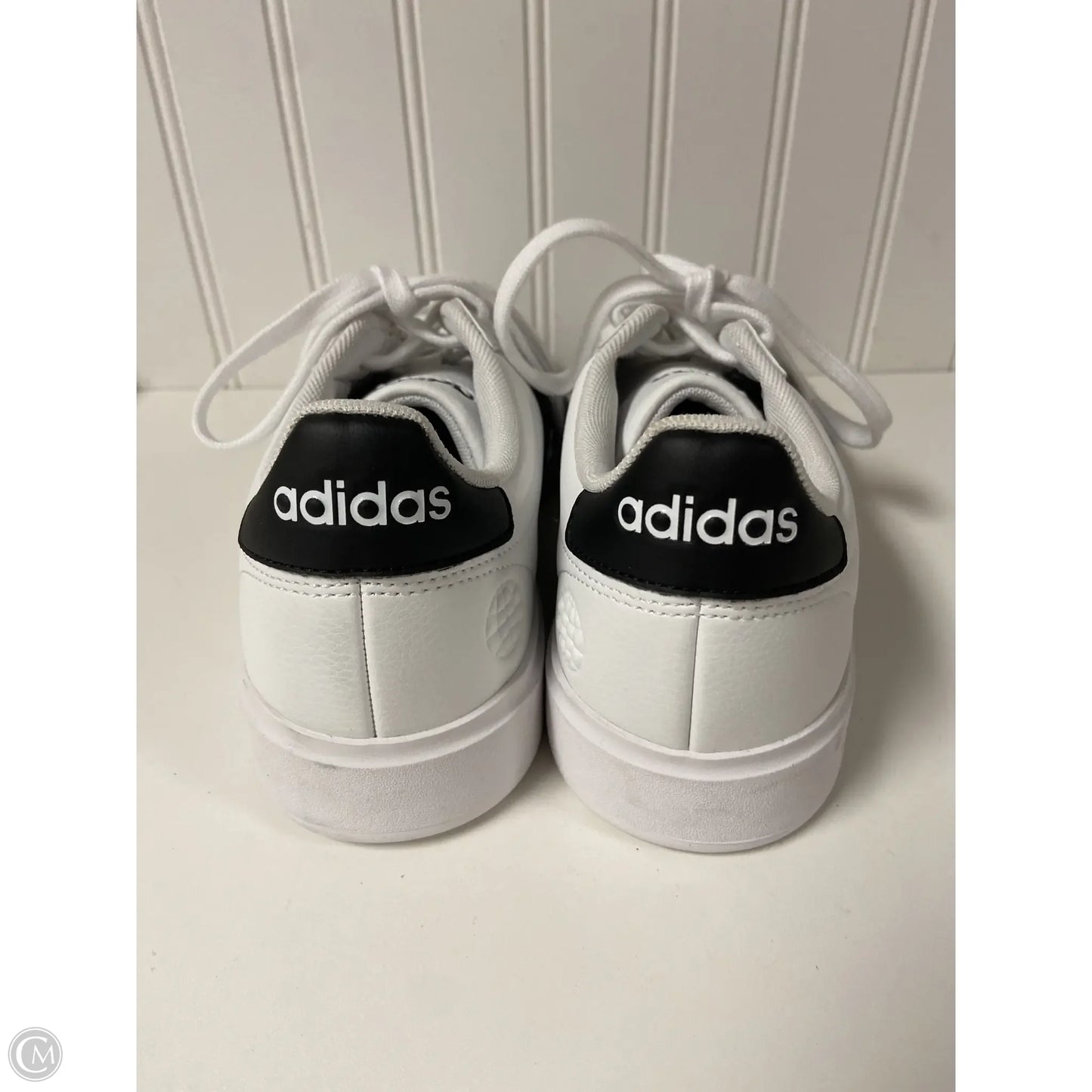 Shoes Sneakers By Adidas In White, Size: 7