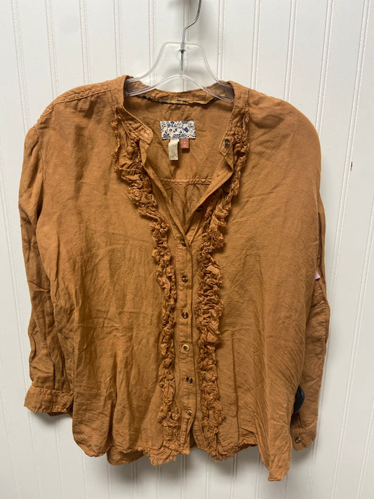 Top Long Sleeve By Pilcro In Tan, Size: S